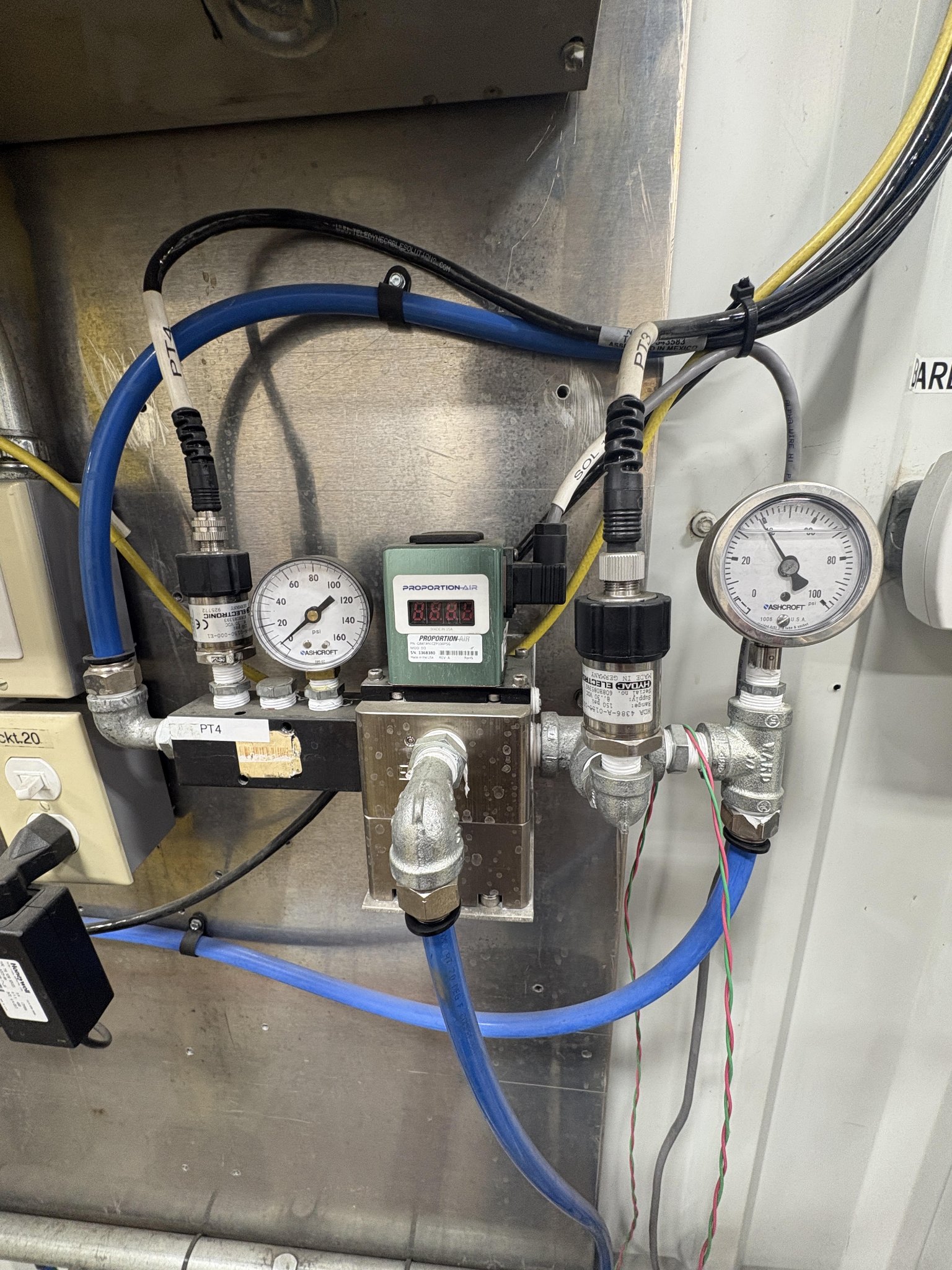 Pressure instrumentation installed in the NOV dyno system